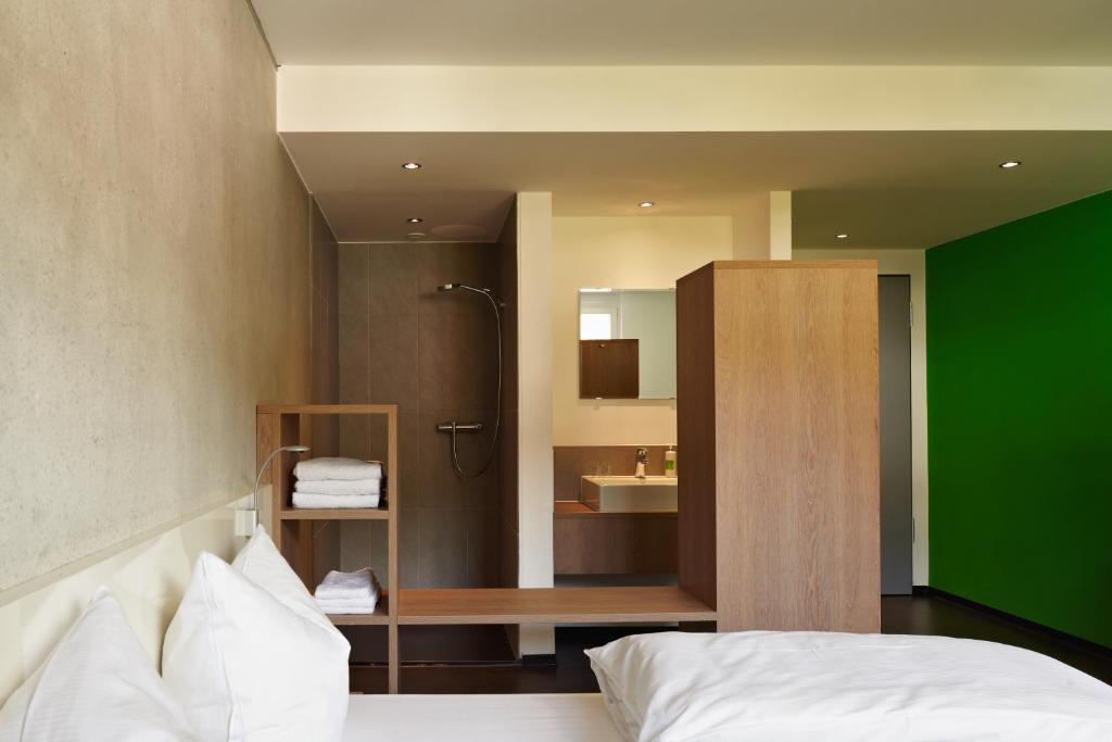 a2 HOTELS Plochingen Zimmer foto